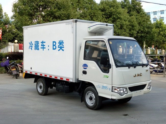 (廂長(cháng)3.1米)江淮康鈴小(xiǎo)型冷藏車(chē)